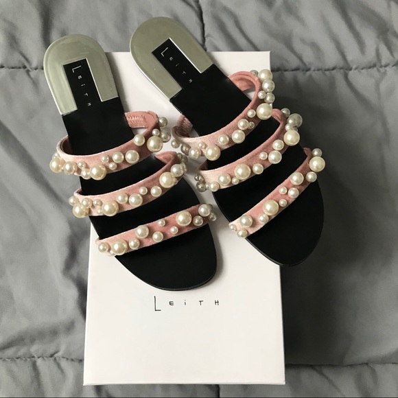 leith sandals pearl